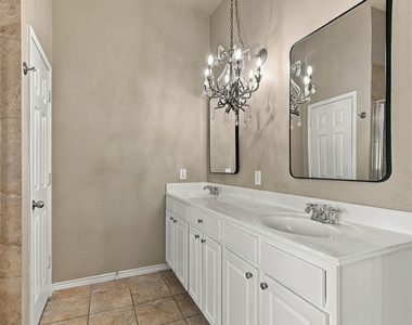 9424 Snowberry Drive - Photo Thumbnail 24