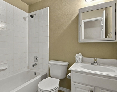 9424 Snowberry Drive - Photo Thumbnail 27