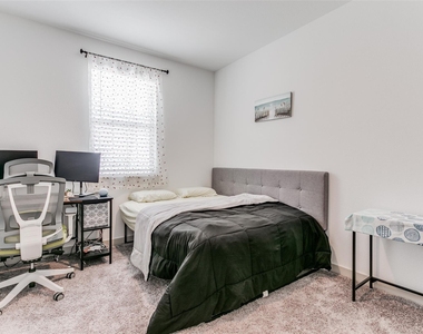 2744 Parkview Place - Photo Thumbnail 16
