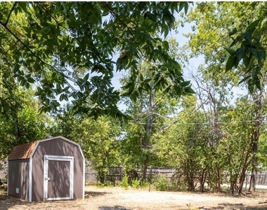 2716 Frazier Avenue - Photo Thumbnail 11
