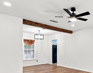 2716 Frazier Avenue - Photo Thumbnail 4