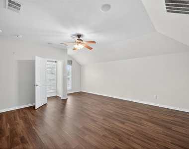 2408 Barranca Way - Photo Thumbnail 33
