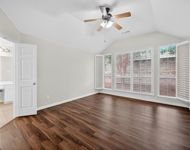 2408 Barranca Way - Photo Thumbnail 20