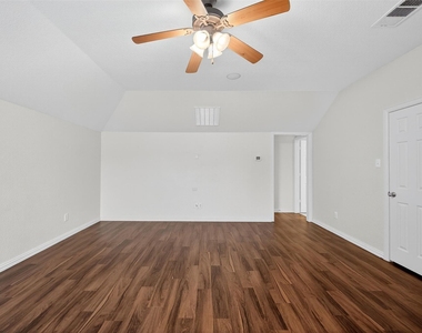2408 Barranca Way - Photo Thumbnail 32