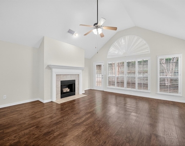 2408 Barranca Way - Photo Thumbnail 14