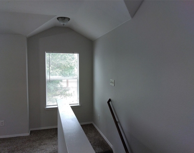 1133 Mockingbird Drive - Photo Thumbnail 17