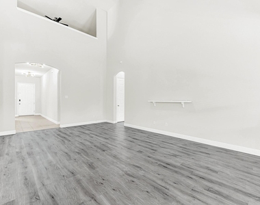 1415 Hickory Woods Way - Photo Thumbnail 12