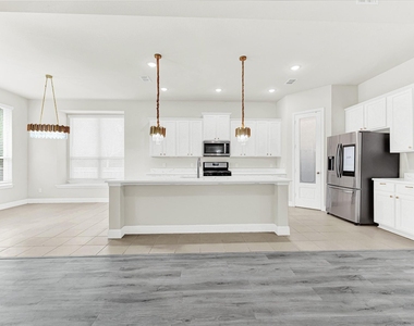1415 Hickory Woods Way - Photo Thumbnail 3