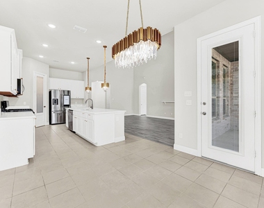 1415 Hickory Woods Way - Photo Thumbnail 10