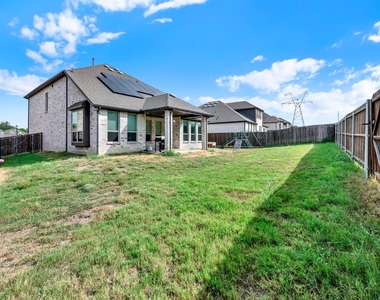 1415 Hickory Woods Way - Photo Thumbnail 35