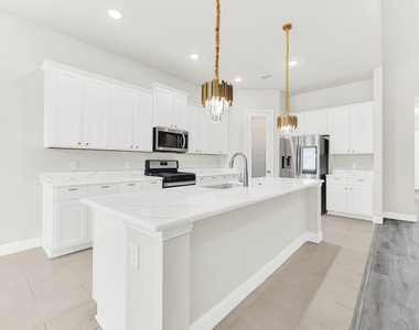 1415 Hickory Woods Way - Photo Thumbnail 4