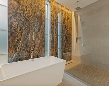 4352 Fairfax Avenue - Photo Thumbnail 25