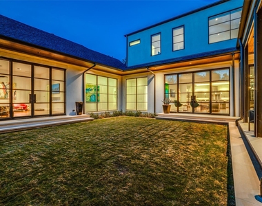 4352 Fairfax Avenue - Photo Thumbnail 39