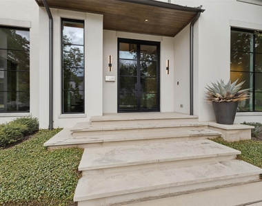 4352 Fairfax Avenue - Photo Thumbnail 5