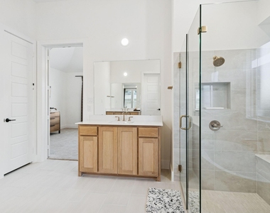 1117 Bradford Street - Photo Thumbnail 21