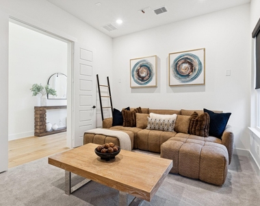 1117 Bradford Street - Photo Thumbnail 14