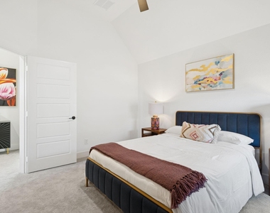 1117 Bradford Street - Photo Thumbnail 26