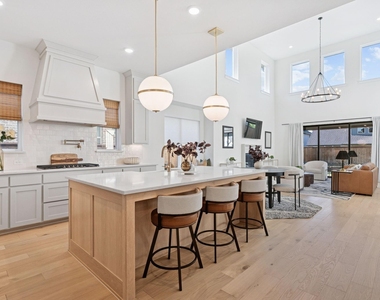 1117 Bradford Street - Photo Thumbnail 7