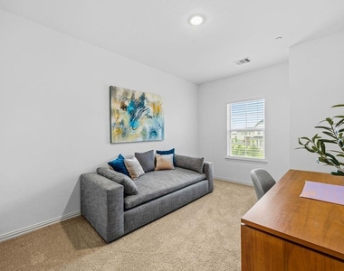 1228 Junction Drive - Photo Thumbnail 17