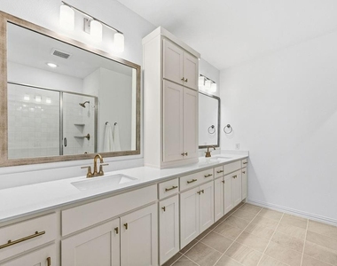 1228 Junction Drive - Photo Thumbnail 13