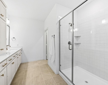 1228 Junction Drive - Photo Thumbnail 14
