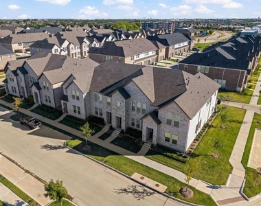 1228 Junction Drive - Photo Thumbnail 1