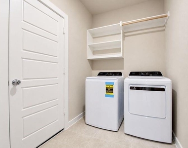 808 Knox River Drive - Photo Thumbnail 22