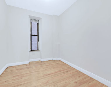 Madison Avenue - Photo Thumbnail 4