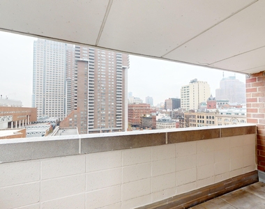 310 Greenwich Street - Photo Thumbnail 12