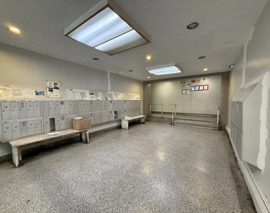 252 Clarkson Avenue - Photo Thumbnail 13