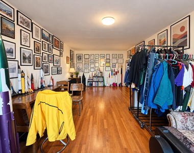 252 Clarkson Avenue - Photo Thumbnail 4