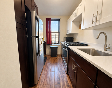 252 Clarkson Avenue - Photo Thumbnail 8