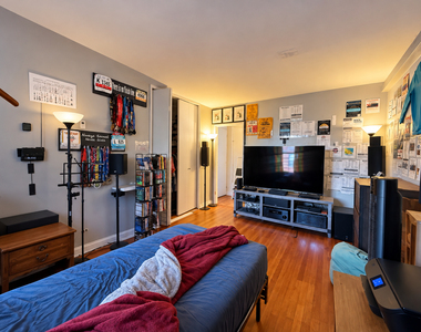 252 Clarkson Avenue - Photo Thumbnail 10