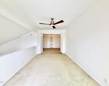 2287 Martinique Lane - Photo Thumbnail 12