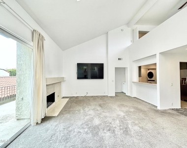 2287 Martinique Lane - Photo Thumbnail 20