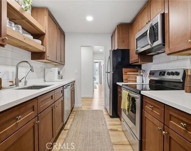 3700 Dean Drive - Photo Thumbnail 5