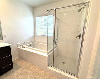 8546 Founders Grove Street - Photo Thumbnail 19