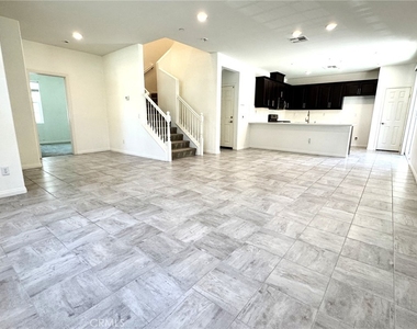 8546 Founders Grove Street - Photo Thumbnail 9