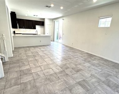 8546 Founders Grove Street - Photo Thumbnail 8