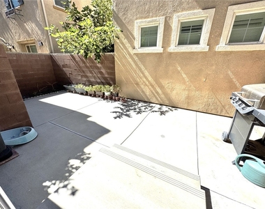 8546 Founders Grove Street - Photo Thumbnail 24