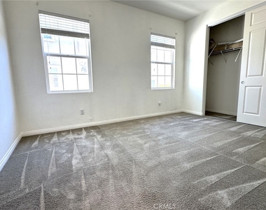 8546 Founders Grove Street - Photo Thumbnail 12
