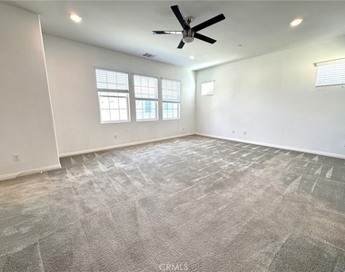 8546 Founders Grove Street - Photo Thumbnail 16