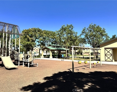 8546 Founders Grove Street - Photo Thumbnail 38