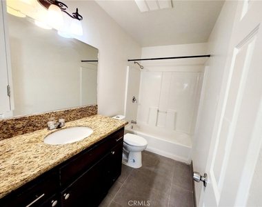 115 W Sunkist Street - Photo Thumbnail 7