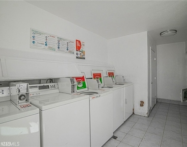 23653 Golden Springs Drive - Photo Thumbnail 16