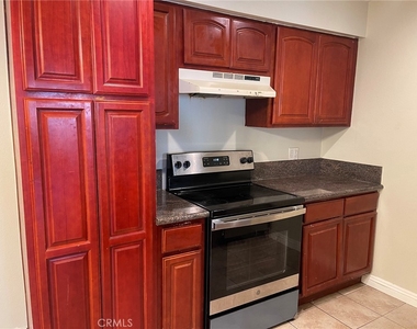 23653 Golden Springs Drive - Photo Thumbnail 4