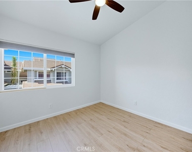2285 Boxwood Place - Photo Thumbnail 31