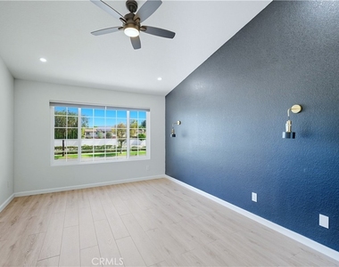 2285 Boxwood Place - Photo Thumbnail 21