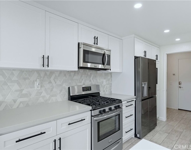 2285 Boxwood Place - Photo Thumbnail 13