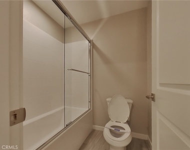 31726 Luther Drive - Photo Thumbnail 13